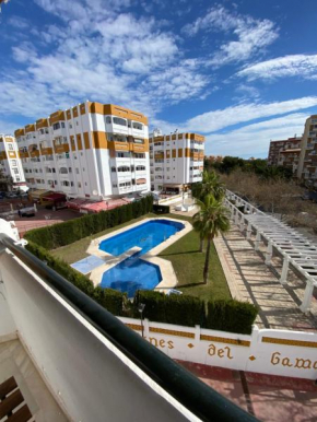 LOVELY APARTMENT FOR 2 TO 4 PEOPLE---APARTAMENTO DE DOS a CUATRO PERSONAS